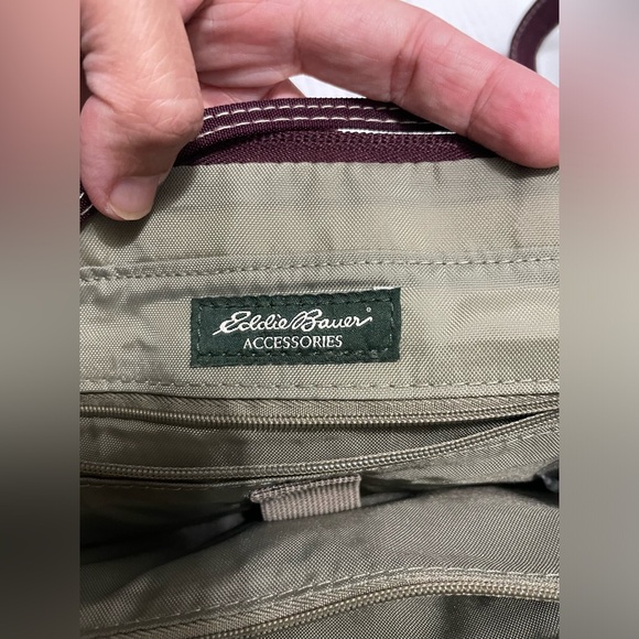 Eddie Bauer Dark Burgundy Crossbody Bag EUC - Picture 5 of 12